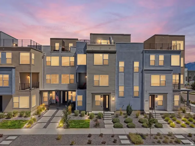 10643 S Stavanger Dr, South Jordan, UT 84009 - #3