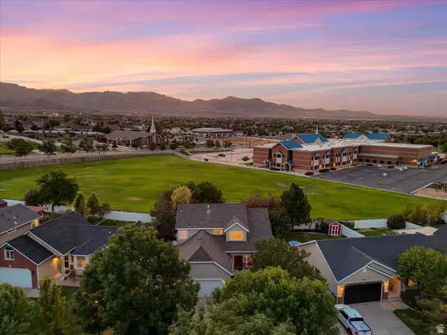 14234 S Crown Rose Dr W, Herriman, UT 84096 - #2