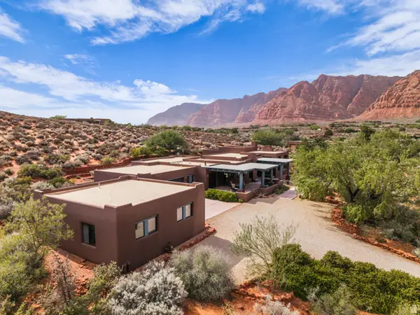936 W Molinaro Ct, Ivins, UT 84738