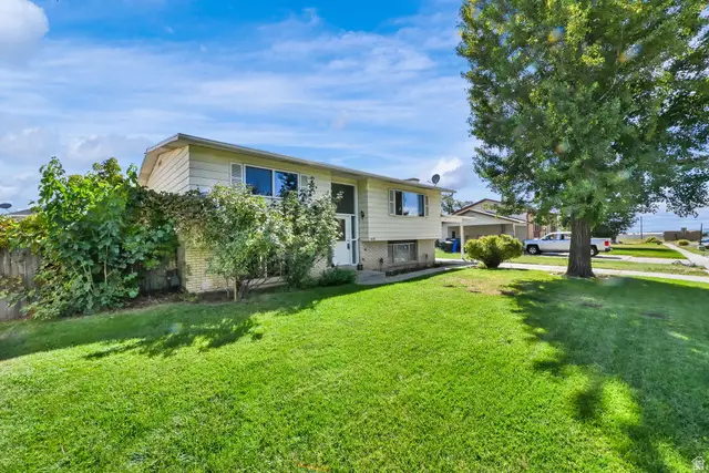 1439 W 2600 N, Clinton, UT 84015 - #2