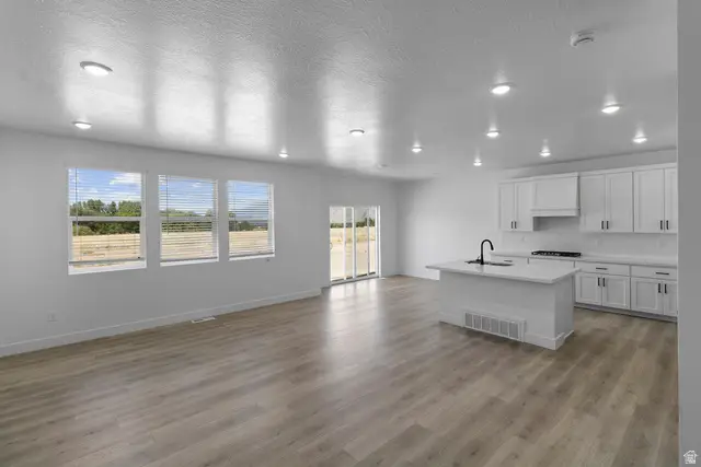 2840 W Aurora Ave, Mapleton, UT 84664 - #3