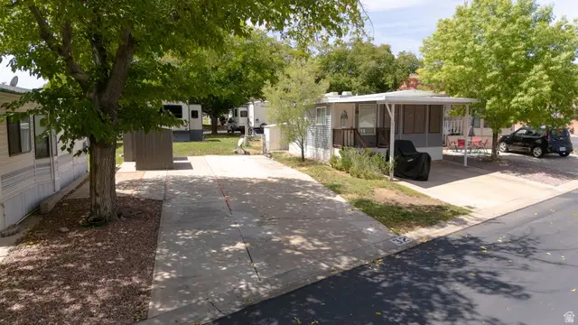 1150 W Red Hills Pkwy #32, Washington, UT 84780 - #3