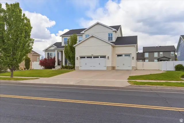 1692 W Spring Meadow Ln, Farmington, UT 84025 - #2