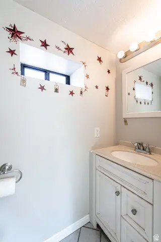 527 N Main St, Hurricane, UT 84737 - #3