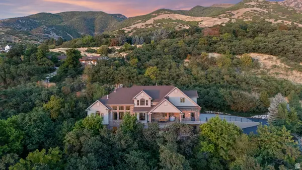 3203 E Fernwood Dr, Layton, UT 84040