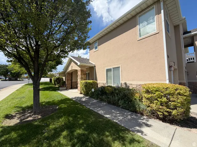 7304 S Geralee Ln, West Jordan, UT 84084 - #3