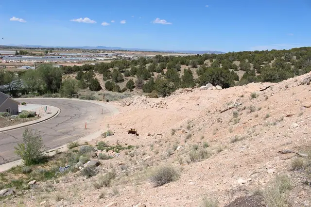 3277 W Cimarron Cir, Cedar City, UT 84720 - #1