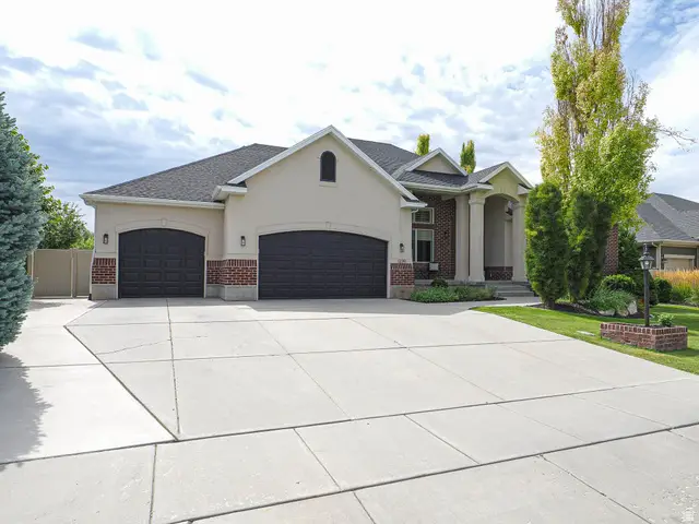 1239 Willowbrook Ln, Kaysville, UT 84037 - #1
