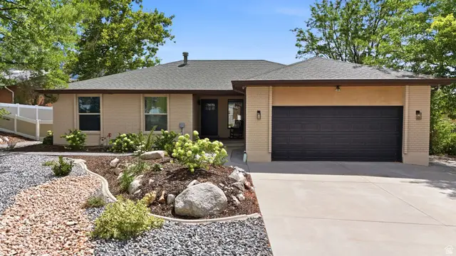 2050 E Gyrfalcon Dr, Sandy, UT 84092 - #2