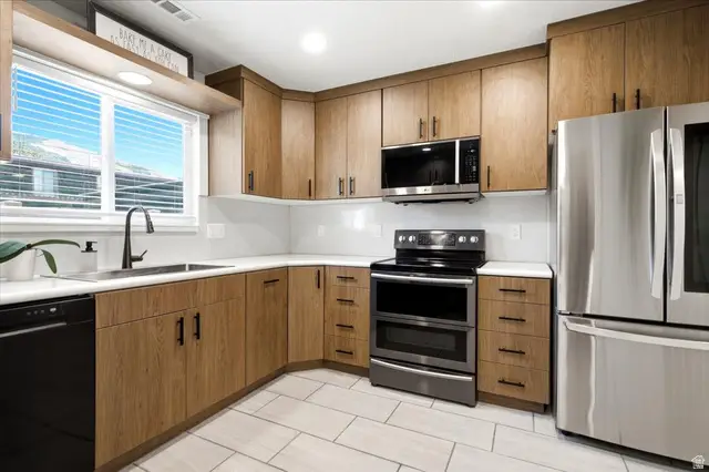 88 W 50 S #W5, Centerville, UT 84014 - #2
