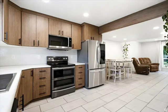 88 W 50 S #W5, Centerville, UT 84014 - #3