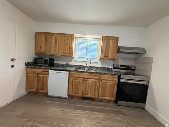 1241 S 300 E, Salt Lake City, UT 84121 - #3