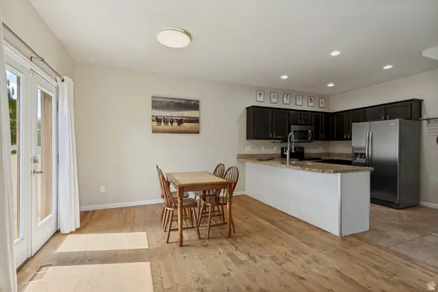 7903 S Spring Station Way E, Midvale, UT 84047 - #3
