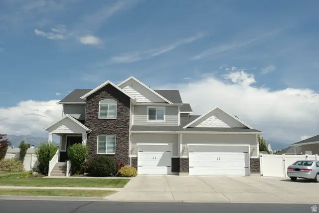 827 S 3050 W, Syracuse, UT 84075 - #2