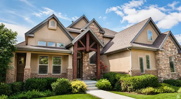 10656 S Crescent Dr, Sandy, UT 84070