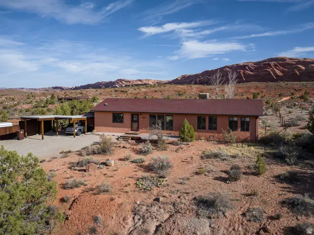 1687 Highland Dr N, Moab, UT 84532 - #2