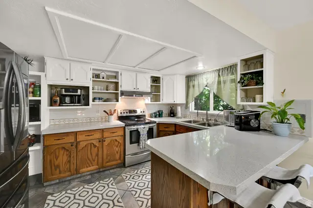 4896 S 3325 W, Roy, UT 84067 - #2