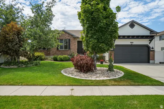 4097 S 3375 W, West Haven, UT 84401 - #2
