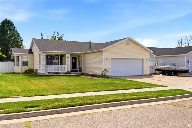 4033 W 5060 S, Roy, UT 84067 - #3