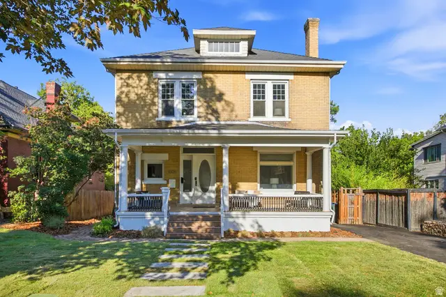 1008 S Lincoln St, Salt Lake City, UT 84105 - #1
