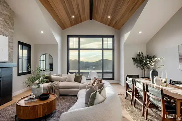 10784 N Hideout Trl, Hideout, UT 84036