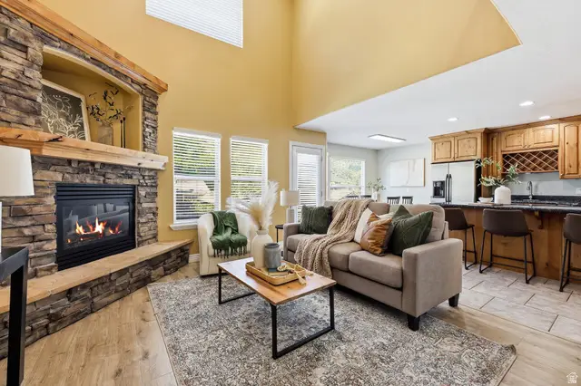 7176 S Villa Place Dr E, Midvale, UT 84047 - #3