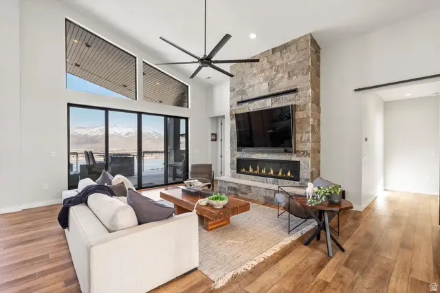 6260 E Hawks Ln, Huntsville, UT 84317 - #1
