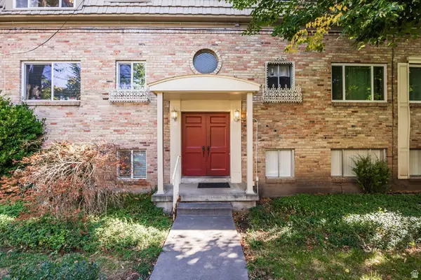 2220 E Murray Holladay Rd #80, Holladay, UT 84117