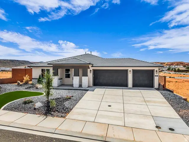 2562 S 3870 W, Hurricane, UT 84737 - #2