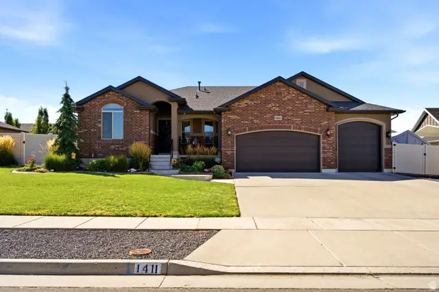 1411 W 2400 N, Clinton, UT 84015 - #1