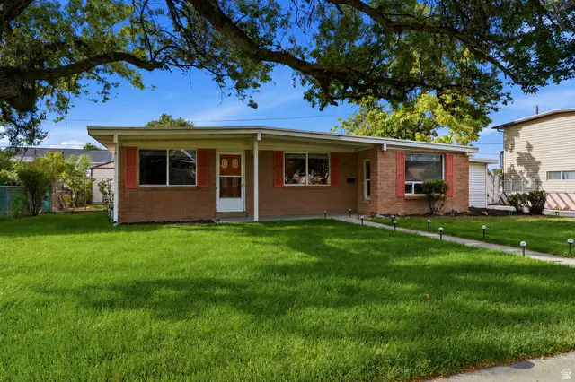 1462 Mango Rd, Taylorsville, UT 84123 - #2
