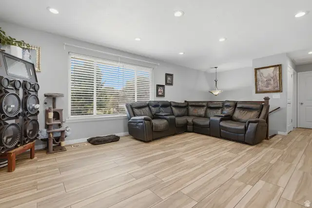 5343 W Early Duke Rd Dr S, West Valley City, UT 84120 - #2