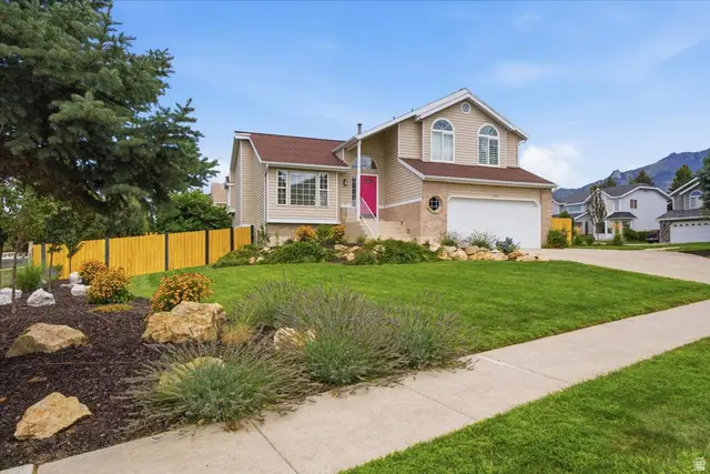 2313 E Rockview Dr S, Sandy, UT 84092 - #2