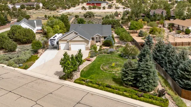 937 S Laurie Ln, Cedar City, UT 84720 - #1