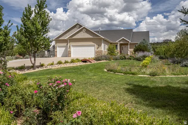 937 S Laurie Ln, Cedar City, UT 84720 - #2