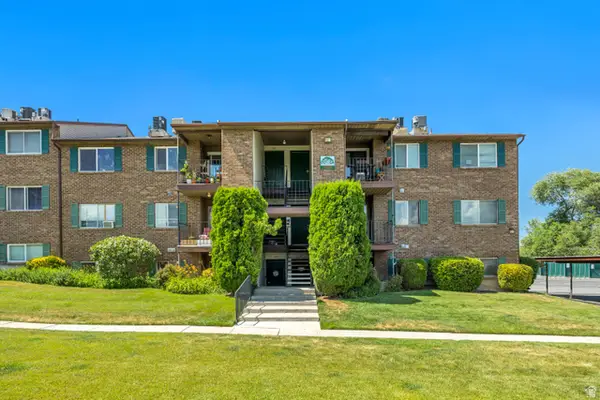 4116 S Oak Meadows Dr W, Taylorsville, UT 84123
