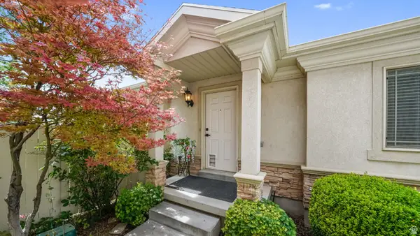 1155 W Hollow View Way S, West Jordan, UT 84084