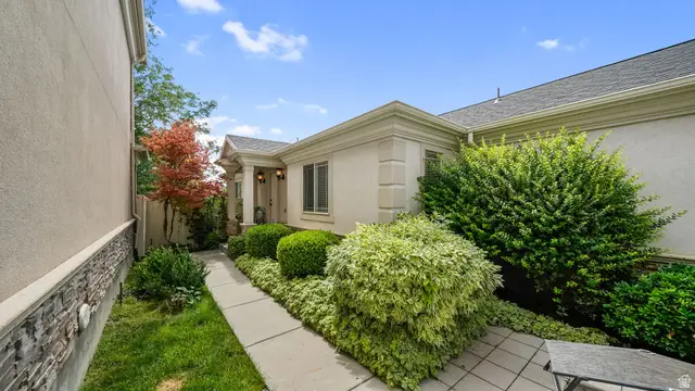 1155 W Hollow View Way S, West Jordan, UT 84084 - #2
