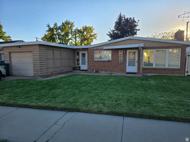 5507 S 2425 W, Roy, UT 84067 - #1