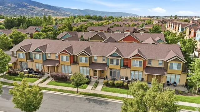 897 W Waterside Dr, Farmington, UT 84025 - #2