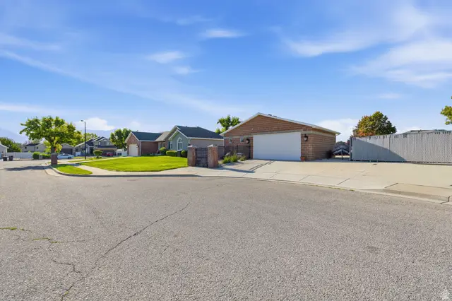 3215 W Cameron Court S, South Jordan, UT 84095 - #3