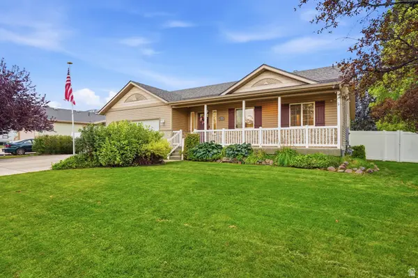 910 W Garden Cir, Nibley, UT 84321
