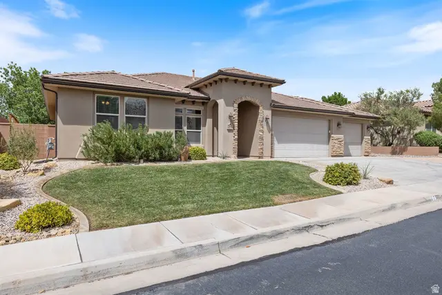 275 E Calgary Dr, Saint George, UT 84790 - #3