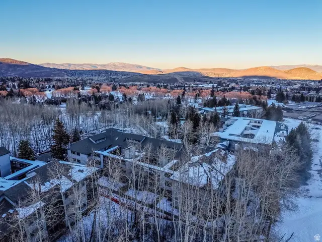 405 Silver King Dr #121, Park City, UT 84060 - #3