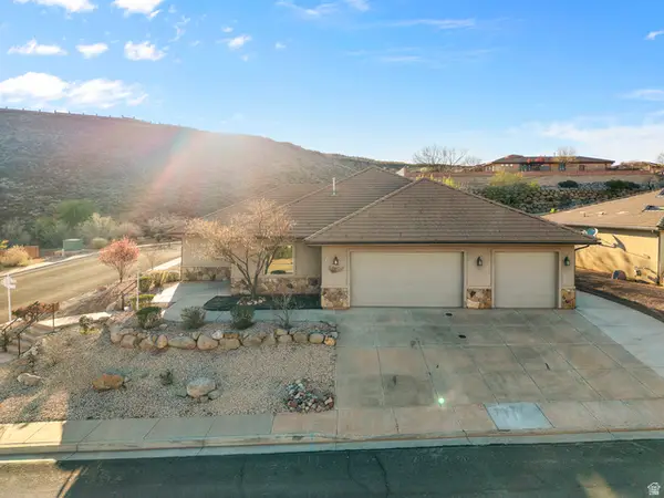 1907 N Creek Side Ct, Washington, UT 84780
