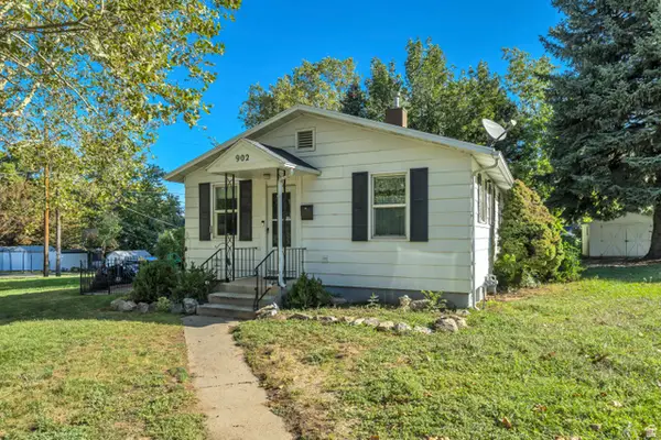902 Grandview Dr, Ogden, UT 84403
