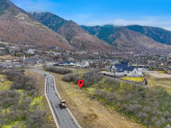 5 Bent Hollow Ln, Sandy, UT 84092
