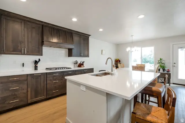 2111 W 1975 N, Farr West, UT 84404 - #3