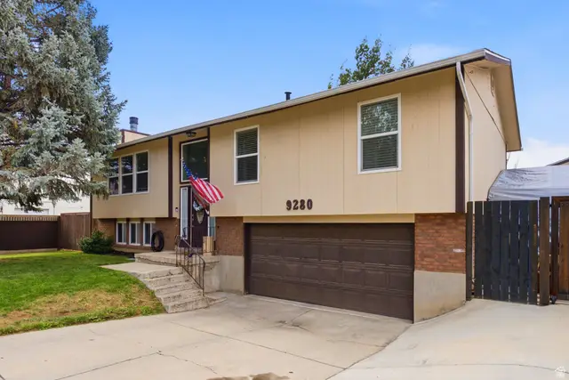 9280 S Laura Anne Way E, Sandy, UT 84094 - #2