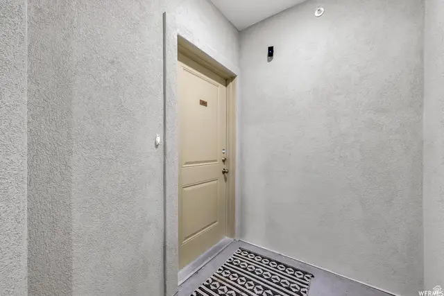 8373 S Iris Lumi Ln #204, Midvale, UT 84047 - #3